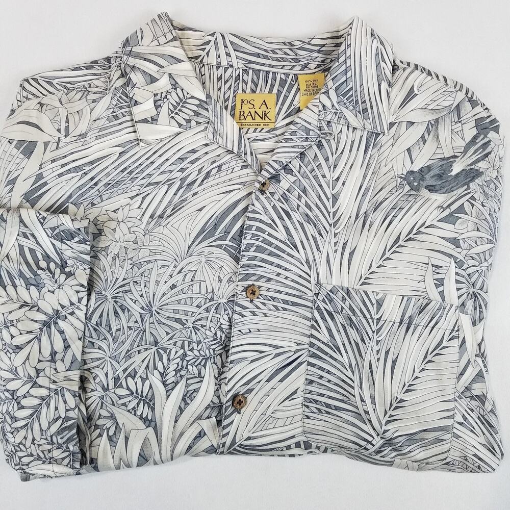 Jos A Bank Shirt Mens XL Gray Silk Hawaiian Aloha Camp Tropical Bird Loop Collar